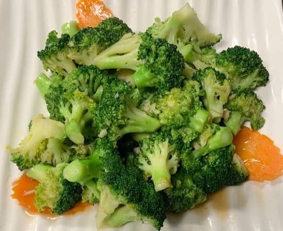 Broccoli à l’ail / Garlic Broccoli- 蒜蓉西蘭花